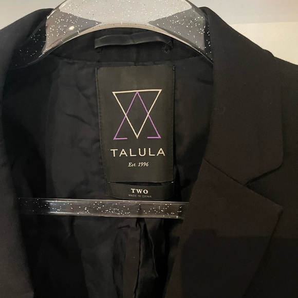 Aritzia Black Blazer, Talula Size XXS - Picture 6 of 7